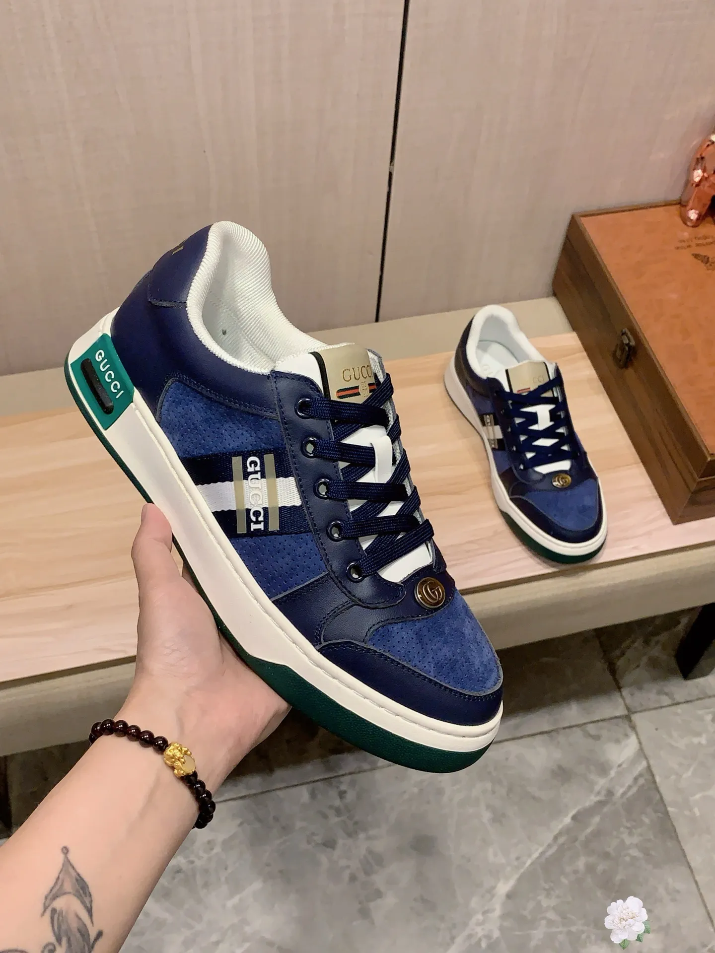 Men's Men's Shoes💰420💰💰🎩🎩[Lightning][Lightning] "Gucci*" The latest and most popular casual shoes, top brand [seduce] luxury ~ purchasing agency, top ~ quality. [Strong] The upper is made of imported breathable cowhide with fabric material ➕ Breathable sheepskin feet (•) and fine workmanship. The original stylish and stylish soft rubber wear-resistant and non-slip outsole is light and comfortable on the feet. The real thing looks better when photographed. 013: Size: 38-44, 3️⃣ colors selected